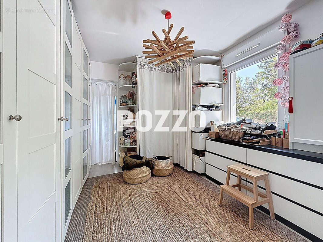 Maison à DONVILLE-LES-BAINS