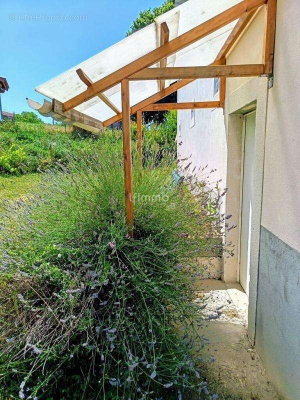 Parking à LAMONTGIE