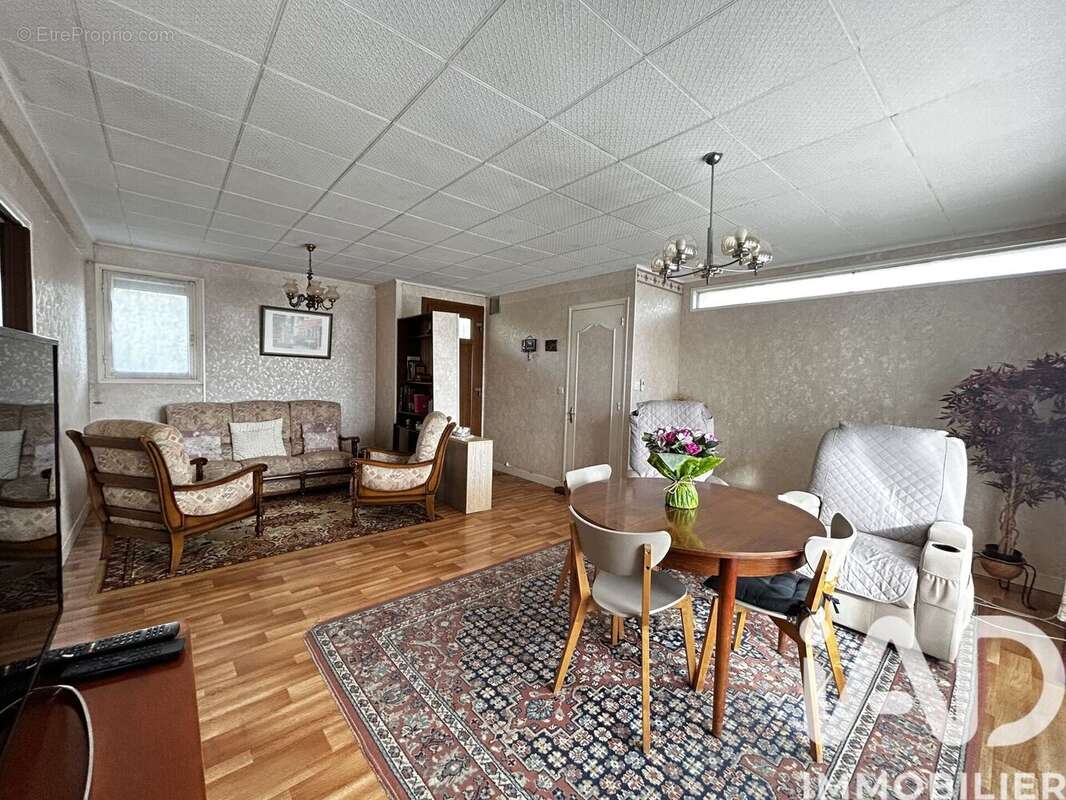 Photo 3 - Maison à POMMEUSE