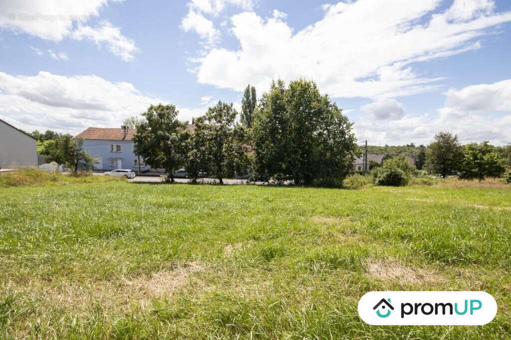 Terrain à GUENVILLER