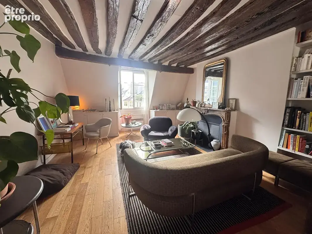 Appartement à PARIS-2E