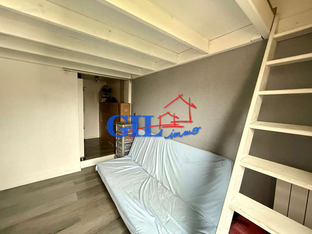 Appartement à NANDY