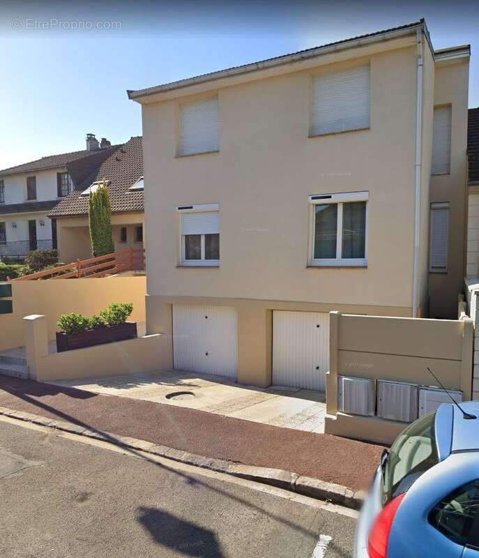 Appartement à VELIZY-VILLACOUBLAY