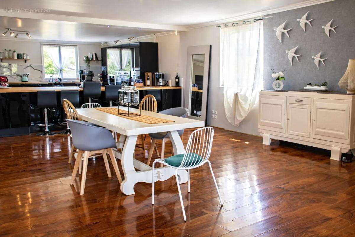 Appartement à SAINT-MEARD-DE-GURCON