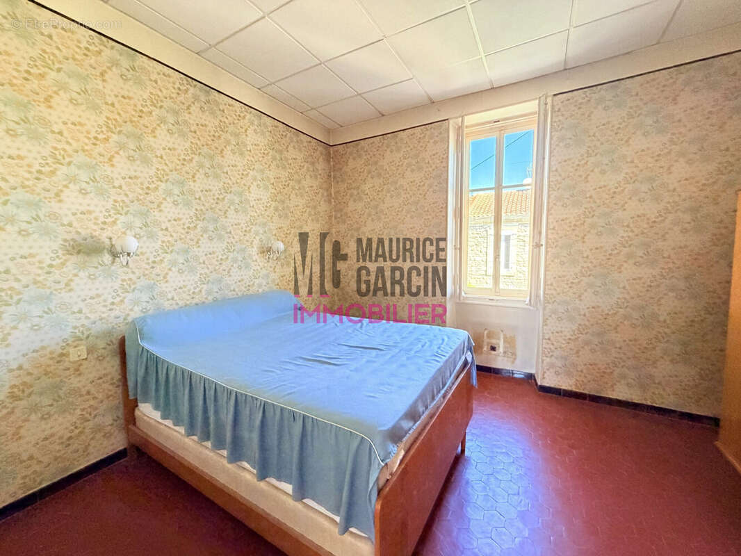 Maison à CHATEAURENARD
