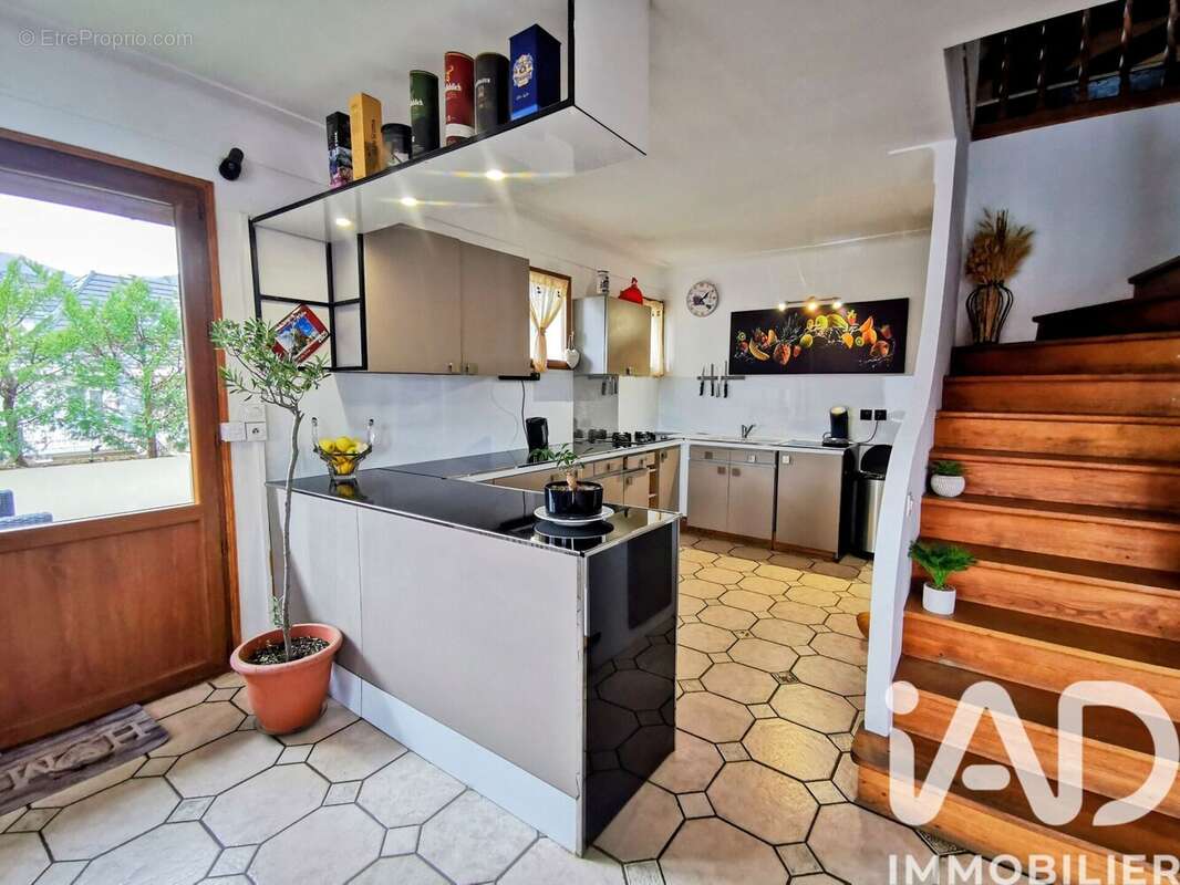 Photo 4 - Maison à LA MURE