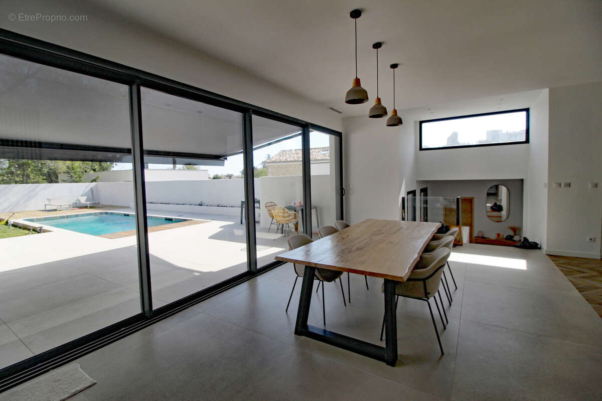Maison à NIMES
