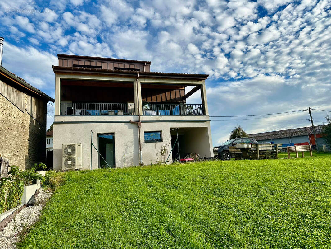 Maison à CROSEY-LE-GRAND