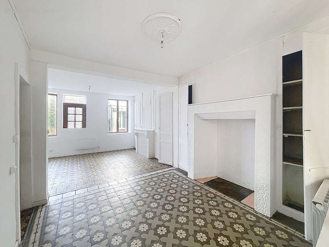 Maison à QUILLEBEUF-SUR-SEINE