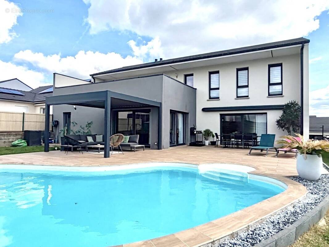 Maison à COURCELLES-SUR-NIED