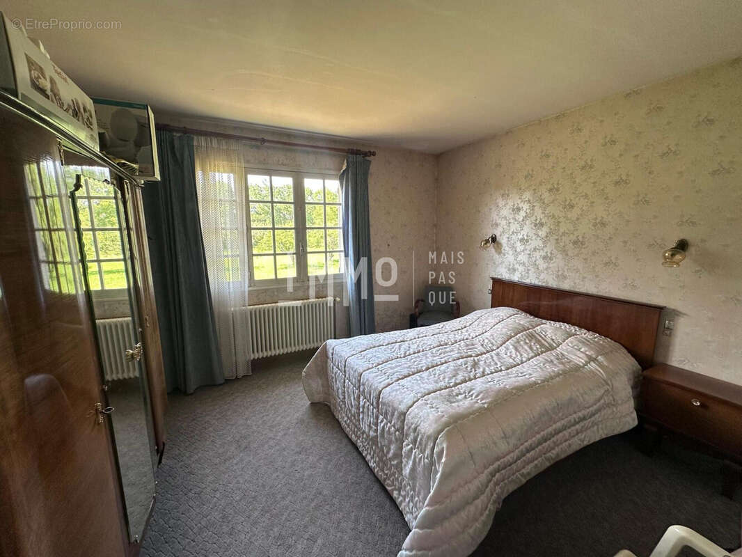 Maison à LA CHARTRE-SUR-LE-LOIR