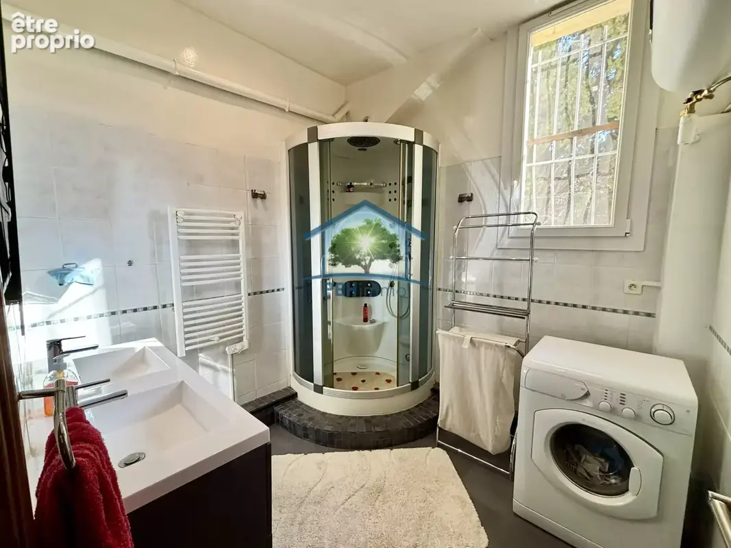 T2 55 m² avec terrasse et parking privatif - photo 5