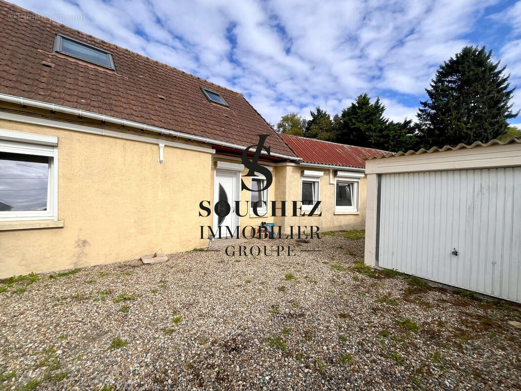 Maison à ACHIET-LE-GRAND