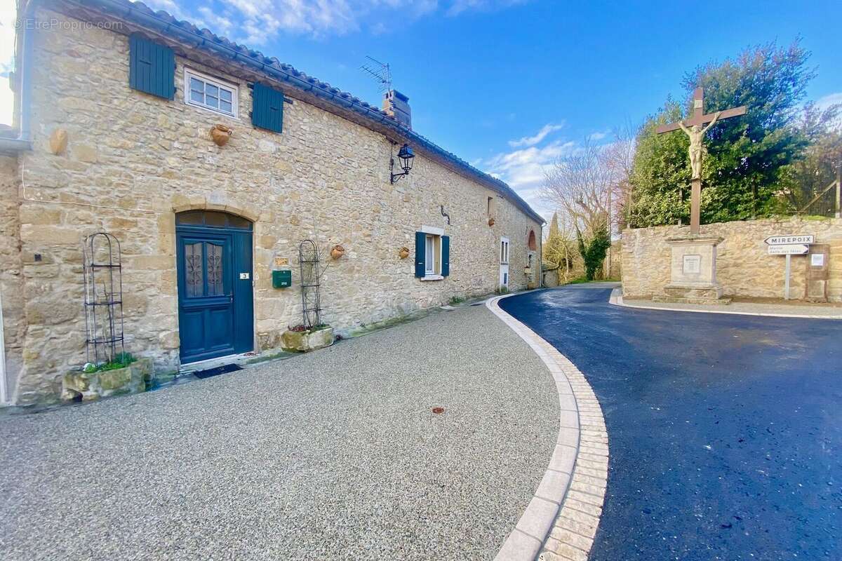 Maison à MIREVAL-LAURAGAIS