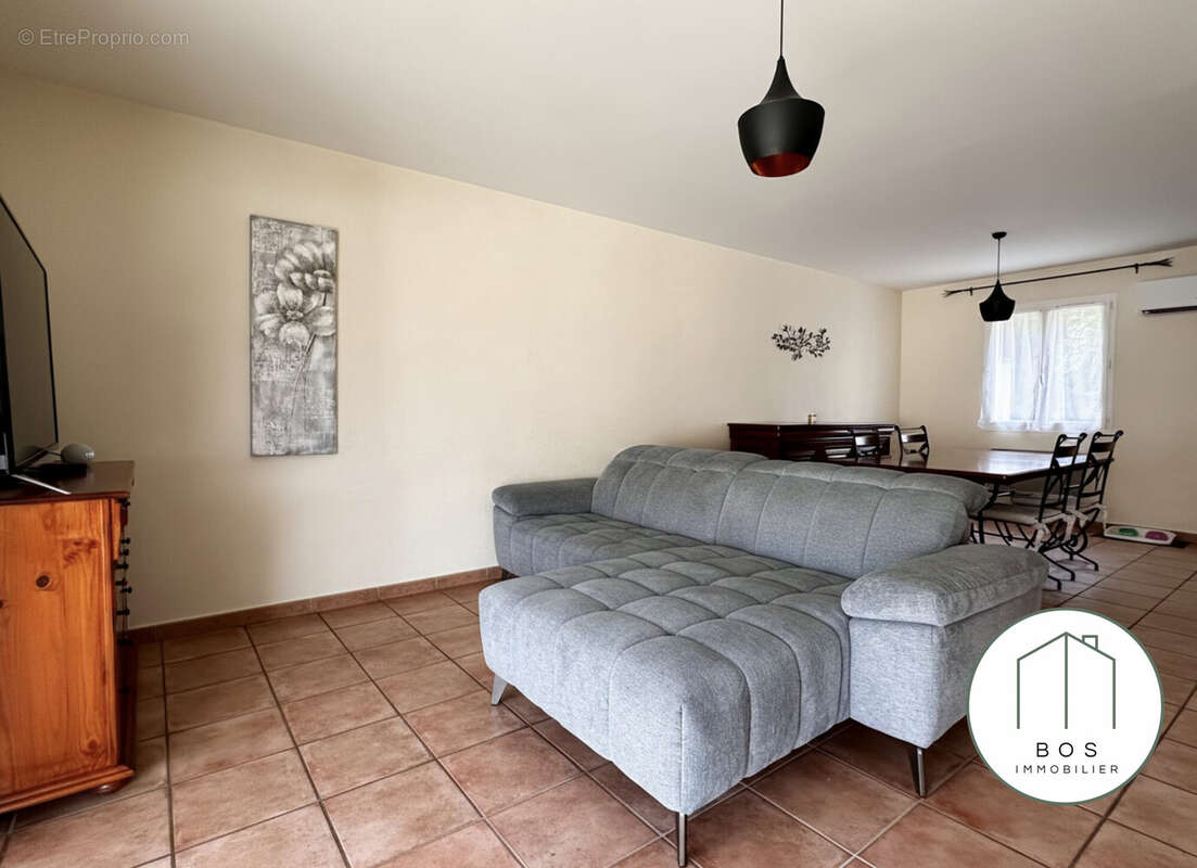 Maison 101 m² à Salon-De-Provence  - photo 9