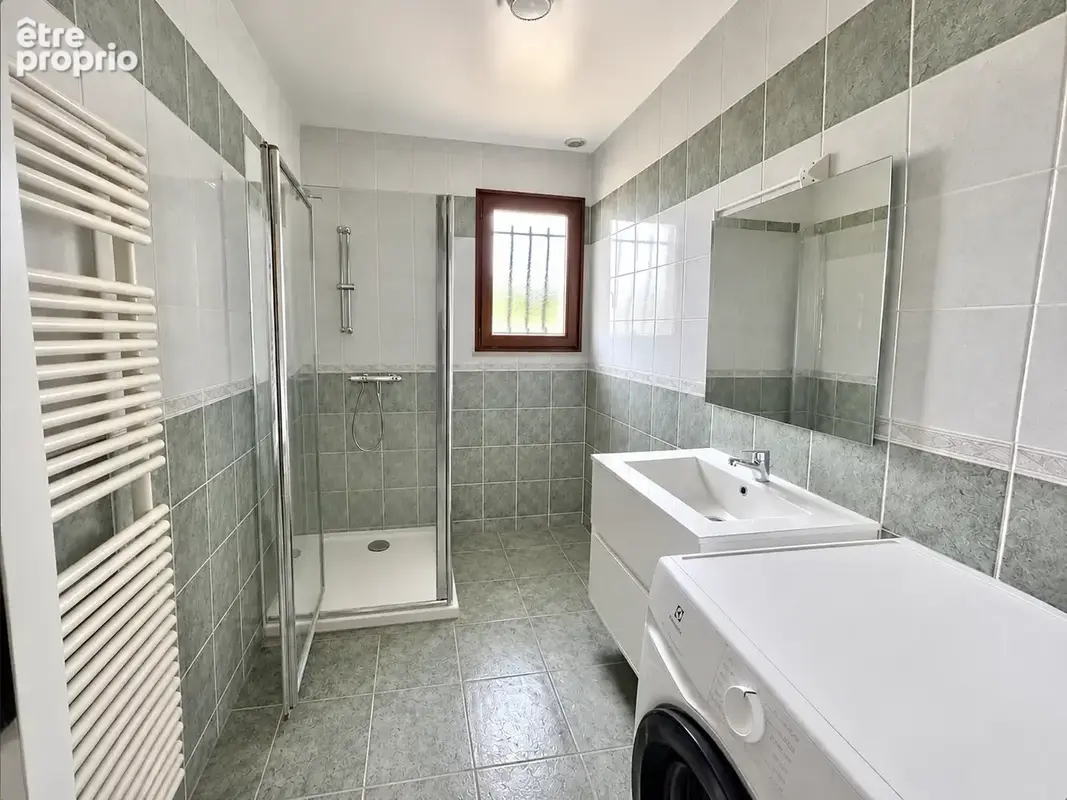 Maison familiale de 139 m2   5 chambres, sous-sol complet et terrain de 700 m2 - photo 8