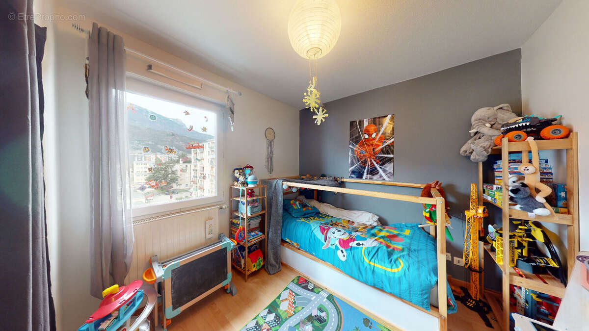 Appartement à ECHIROLLES