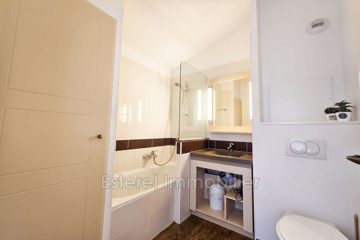 Appartement 44 m² à La Seyne-Sur-Mer  - photo 6