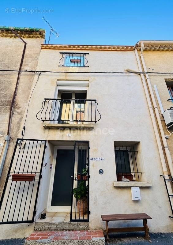 Maison à ALIGNAN-DU-VENT