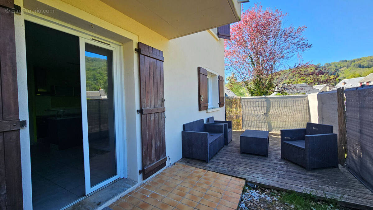 Appartement à SAINT-GENIEZ-D'OLT