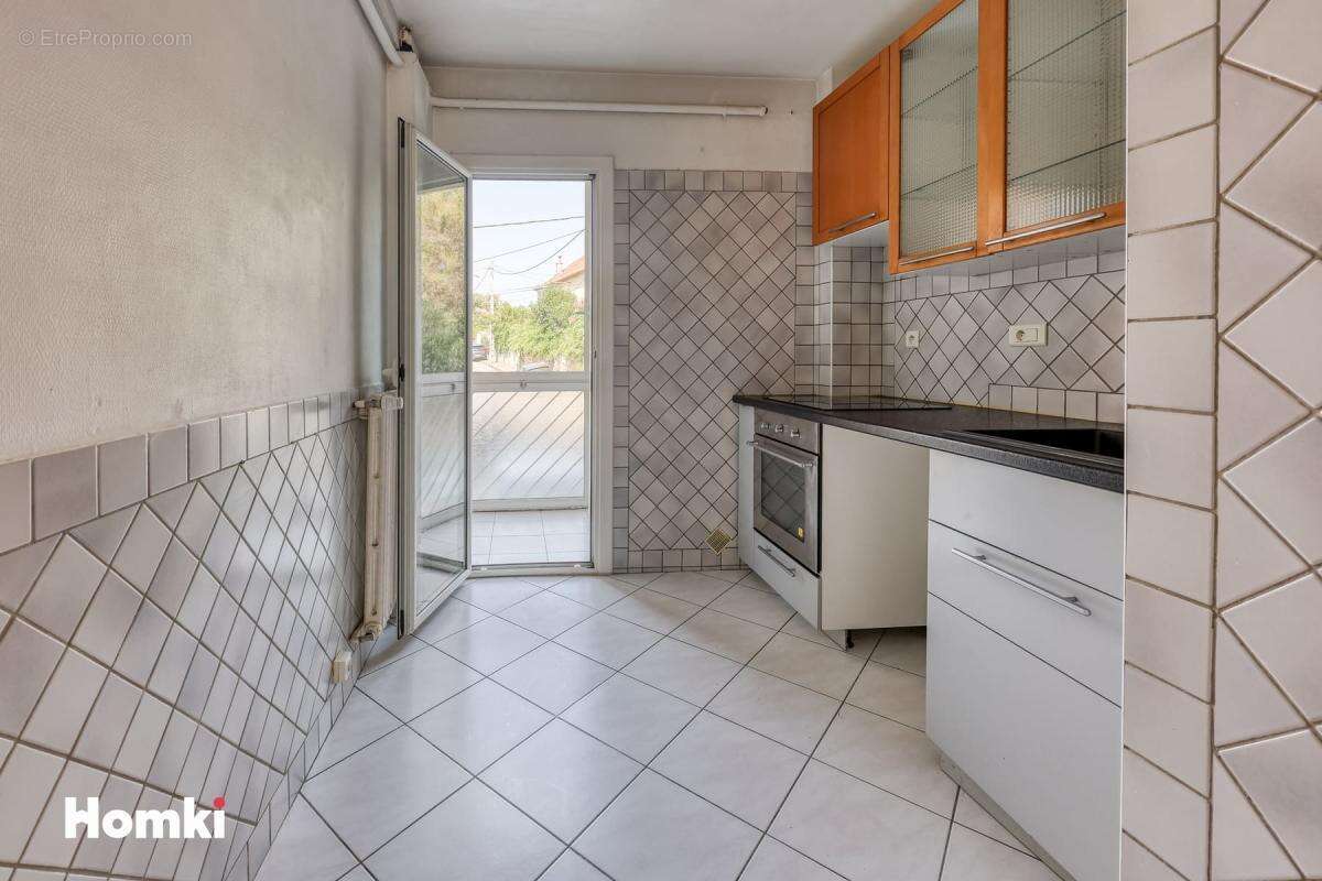 A vendre ! Appartement T3 de 67 m² - terrasse - à Toulon 83000, Avenue Edouard Latil - Aguillon - 83000 Toulon - photo 5