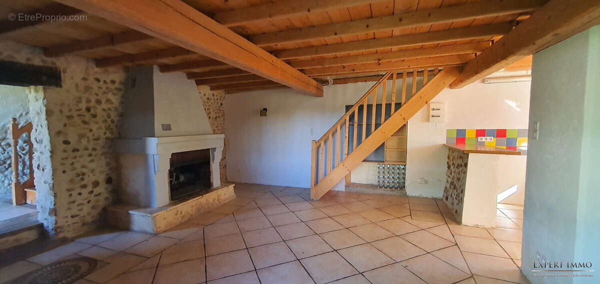 Maison à PUIMOISSON