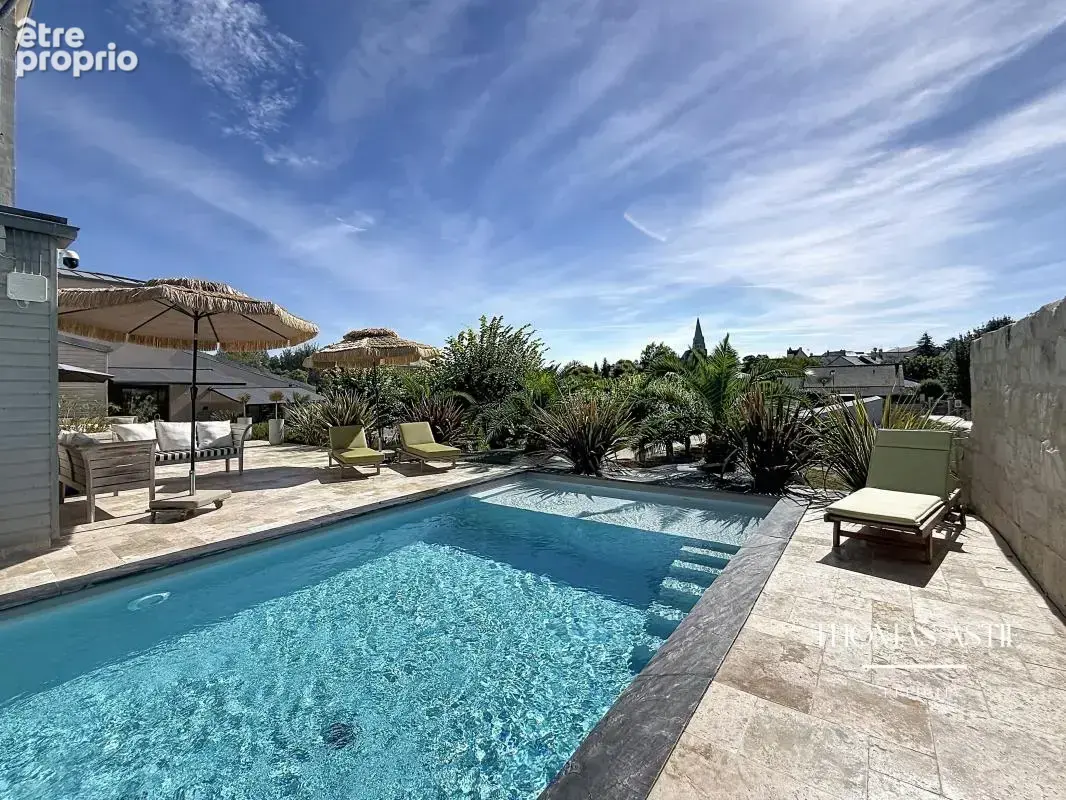 Maison 9 pièces 235 m² à vendre à Souzay-Champigny (49400) - photo 3