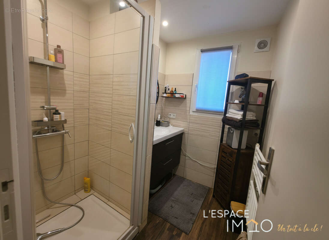 Appartement à OPPEDE