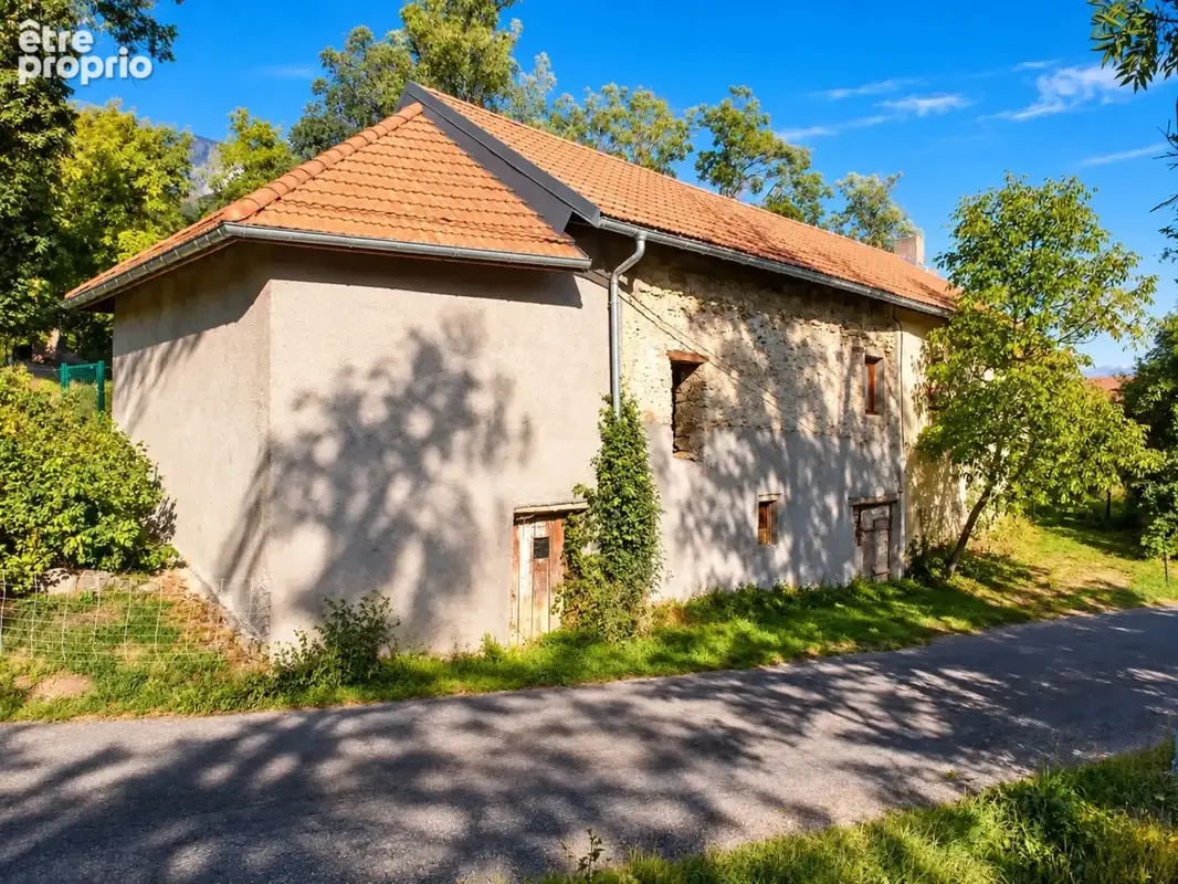 Ancienne ferme à rénover avec dépendance – terrain de 1 895 M² – CHORGES - photo 14