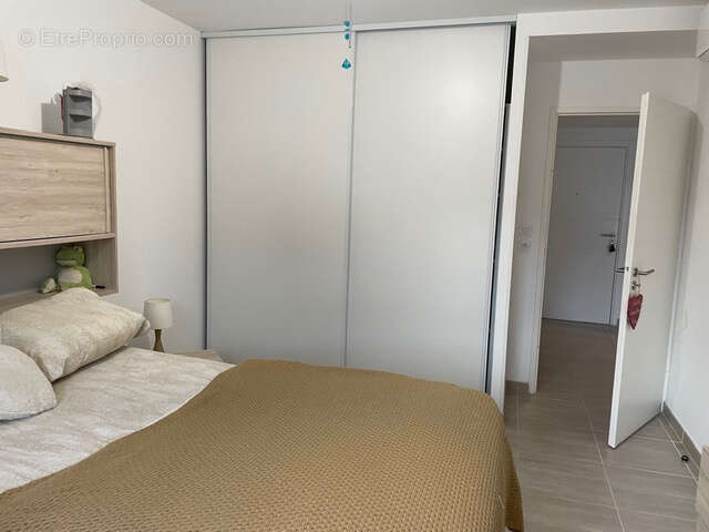 Appartement à SAINT-CYR-SUR-MER