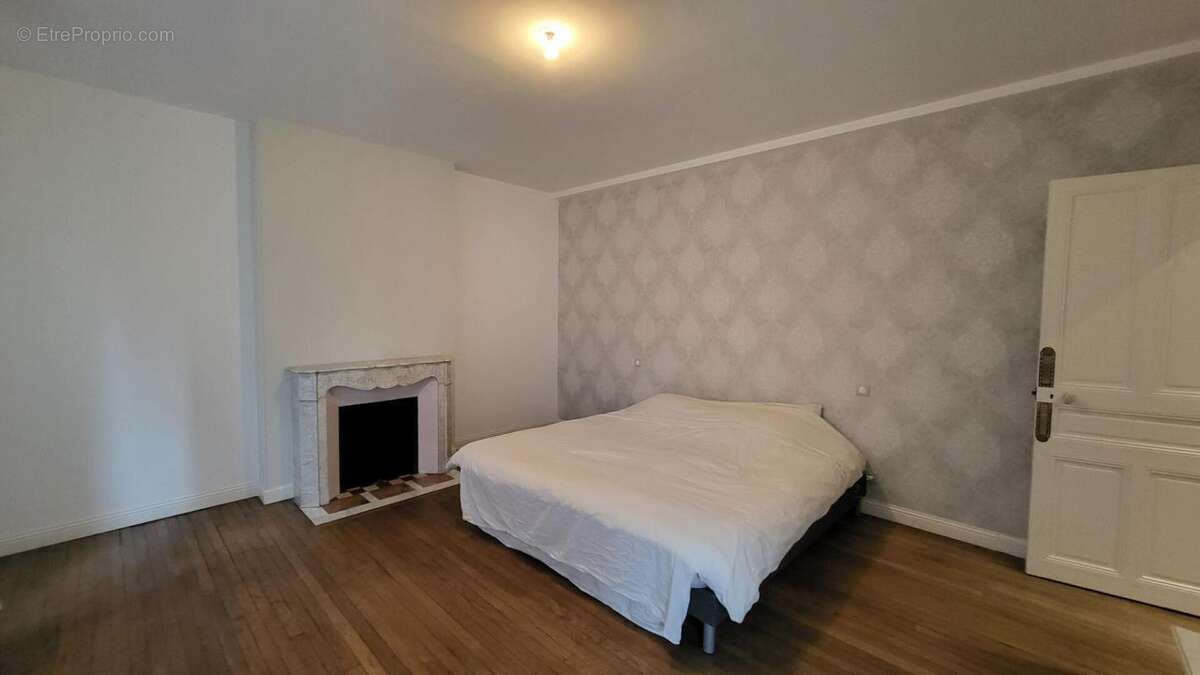 Maison à SAINT-QUENTIN