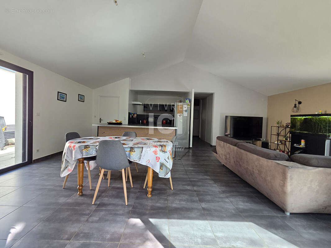 Maison à SAINT-AIGNAN-GRANDLIEU