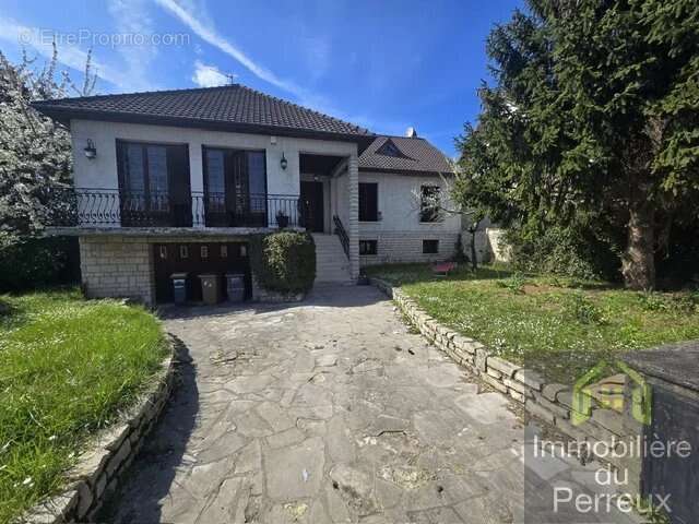 Maison à NEUILLY-PLAISANCE