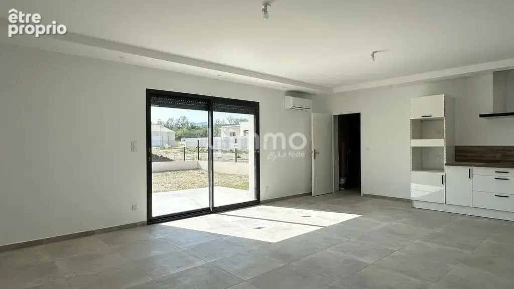 Maison T4 plain pied avec garage et terrain 360 m² clos - photo 4