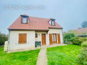 Maison à LE MESNIL-EN-THELLE