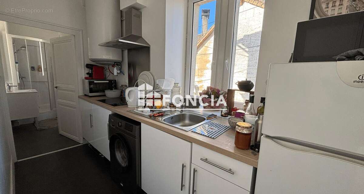 Appartement à LA COURONNE