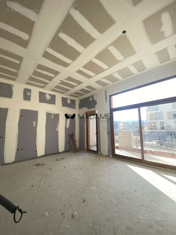 Appartement 81 m² à Vif  - photo 5