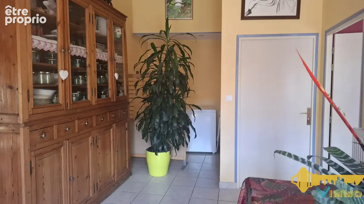 Deux maisons de ville - 7 chambres - vie de plain pied possible - salle d'eau pmr - accueil / locatifs / coloc - photo 3