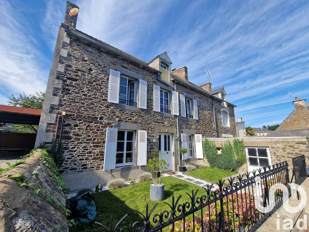 Photo 1 - Maison à CHATEAUNEUF-D'ILLE-ET-VILAINE