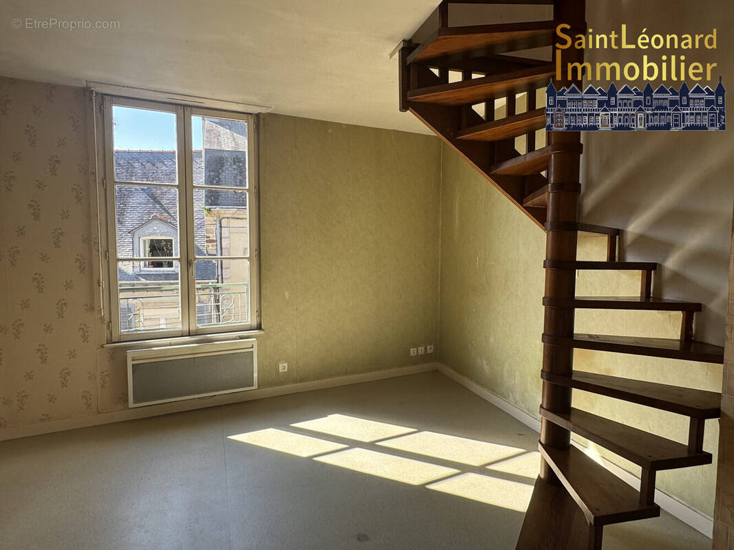 Appartement à FOUGERES