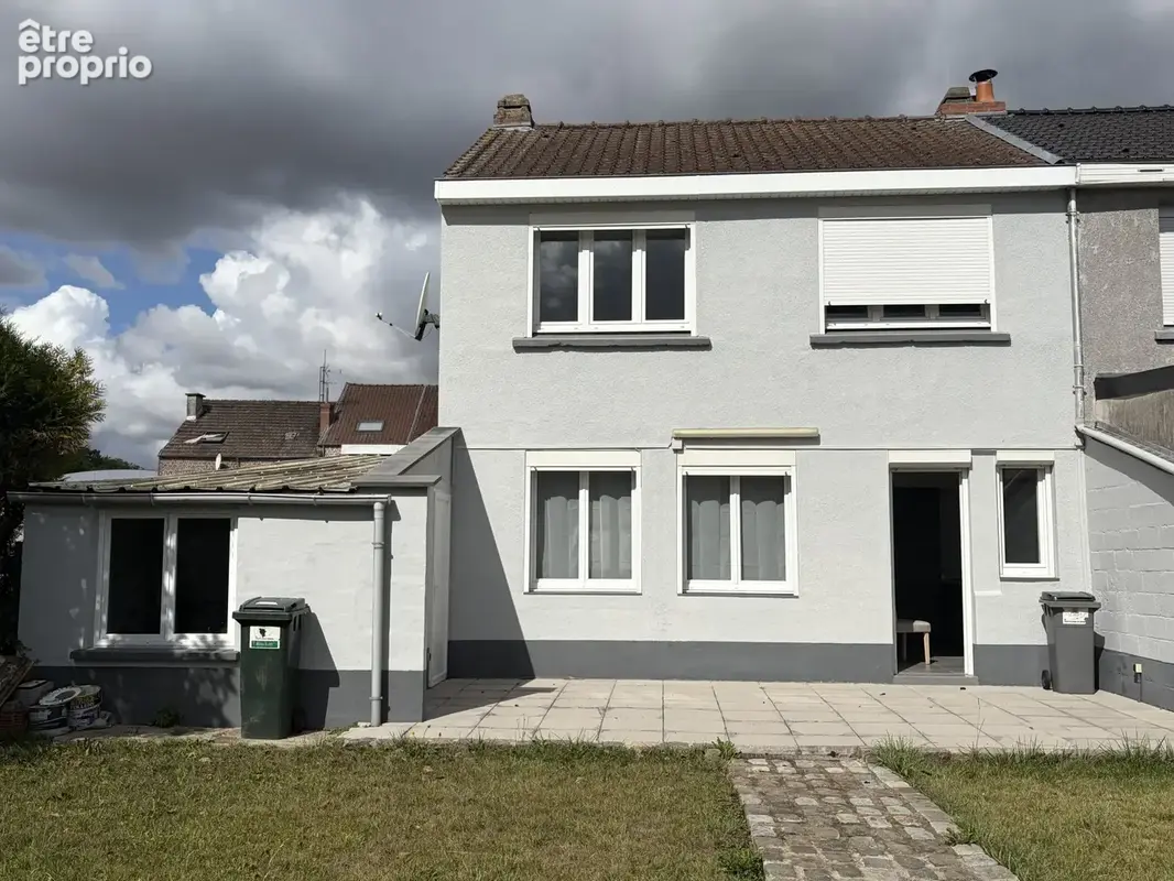 Maison semi mitoyenne de 80 m2 hab environ bâtie sur 243 m2 - photo 2