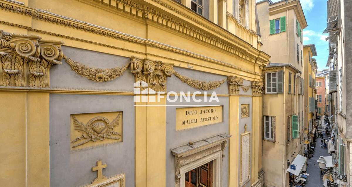 Vieux nice / place du jesus / emplacement exceptionnel - photo 7