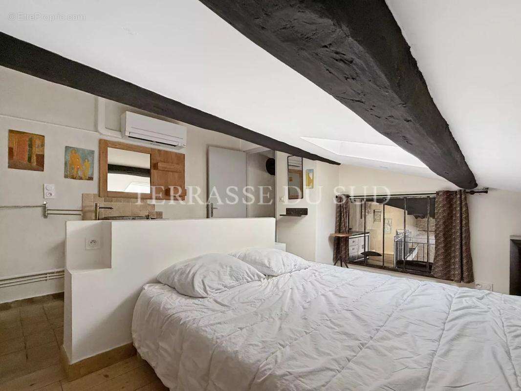 Appartement à MARSEILLE-7E