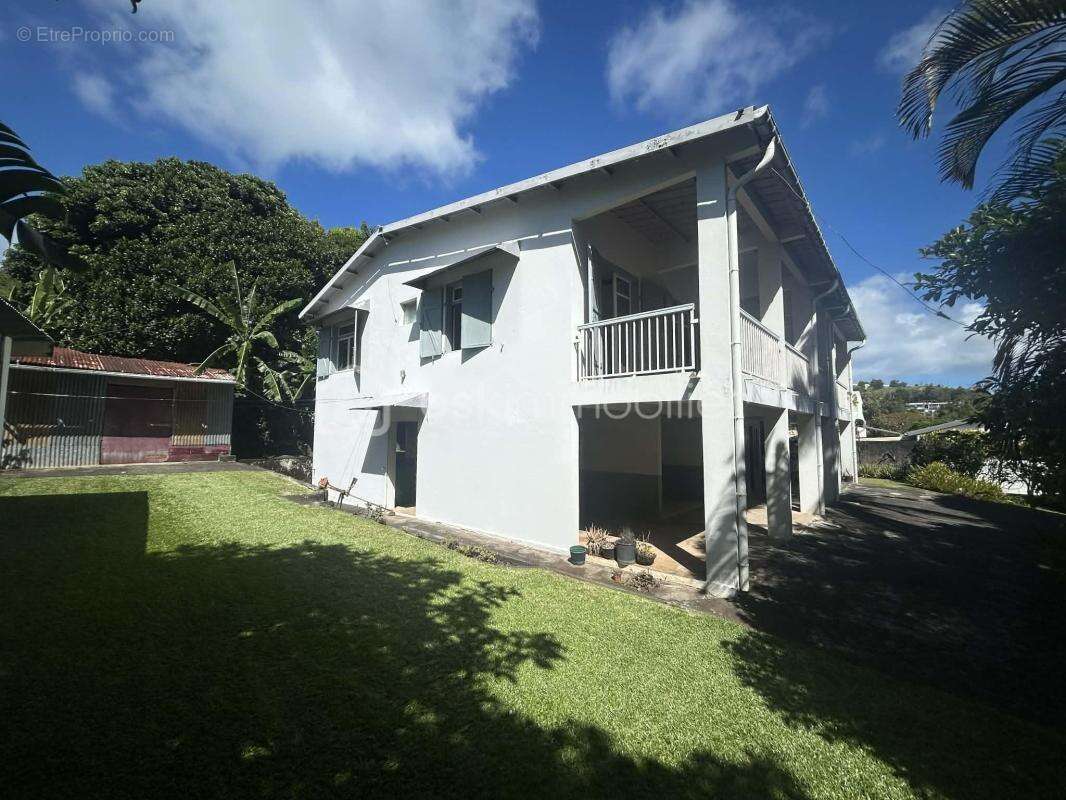 Maison à SAINT-DENIS