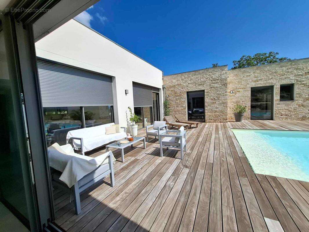 Maison contemporaine haut gamme  220 m2 - photo 8
