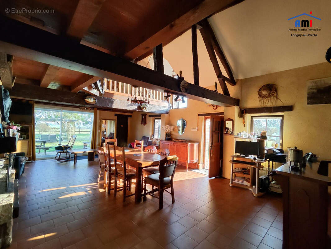 Maison à LONGNY-AU-PERCHE