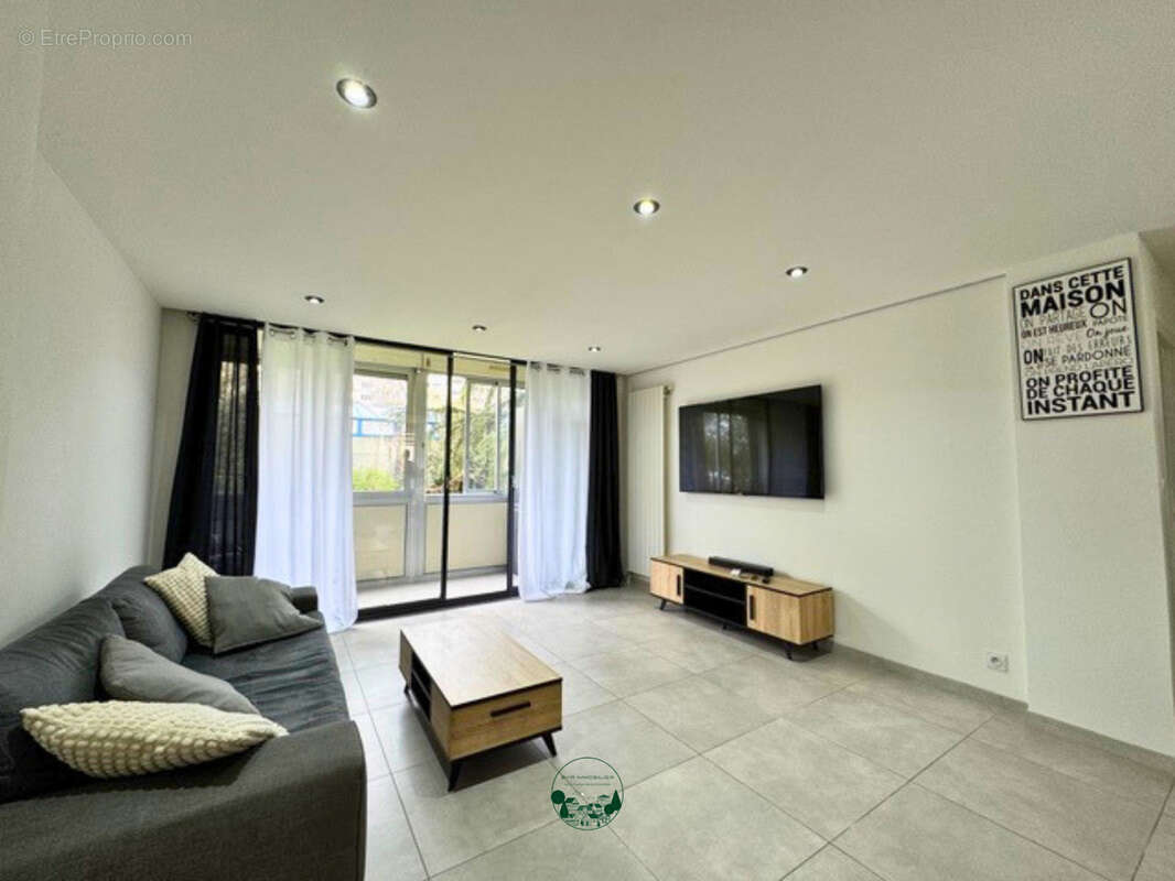 Photo 2 - Appartement à EYBENS
