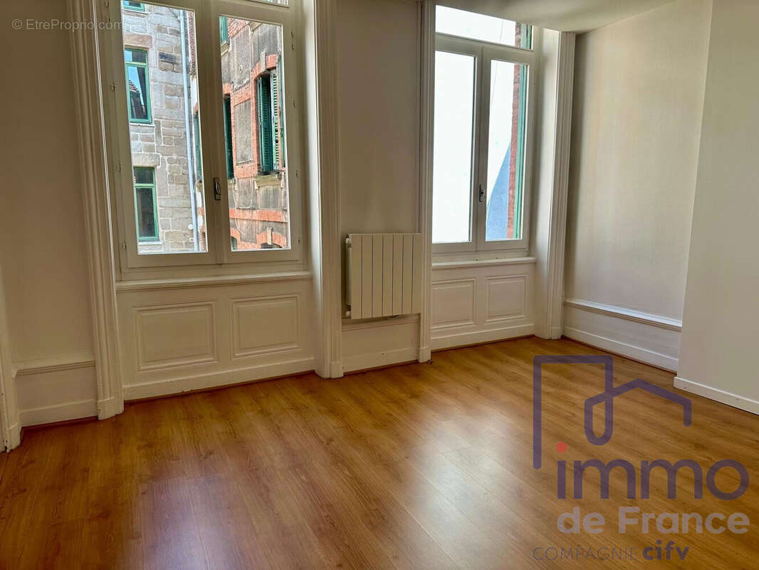 Appartement à SAINT-ETIENNE