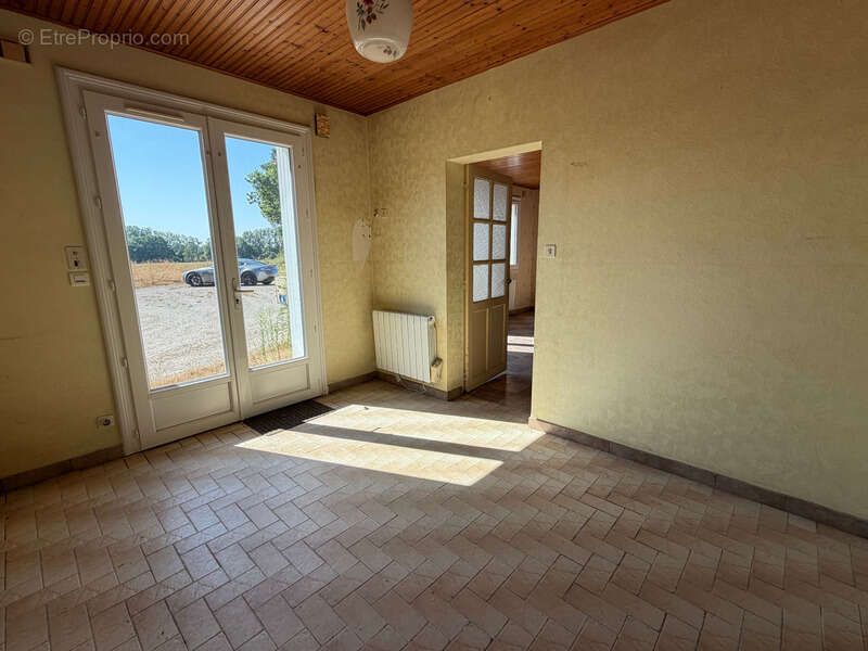 La chapelle achard 85150 avec vue imprenable adorable fermette 3 chambres a rafraichir avec grange - photo 7