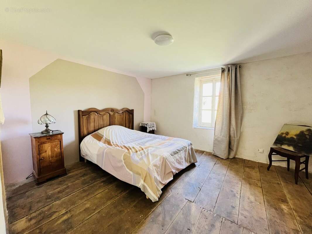 Maison à MARCILLAT-EN-COMBRAILLE